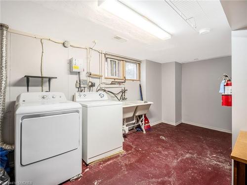 49 Eastchester Avenue, St. Catharines, ON - Indoor Photo Showing Laundry Room