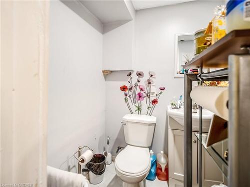 49 Eastchester Avenue, St. Catharines, ON - Indoor Photo Showing Bathroom