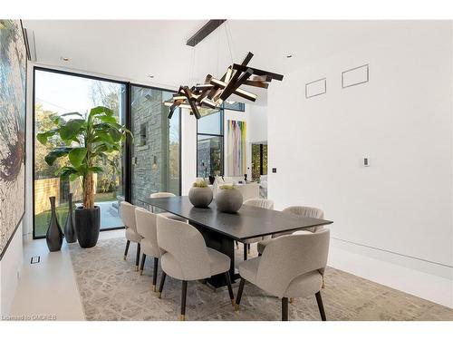 2048 Ardleigh Road, Oakville, ON - Indoor Photo Showing Dining Room