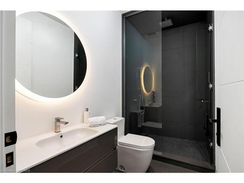 2048 Ardleigh Road, Oakville, ON - Indoor Photo Showing Bathroom