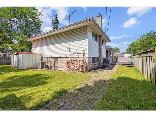 5352 Spruce Avenue, Burlington, ON - Outdoor