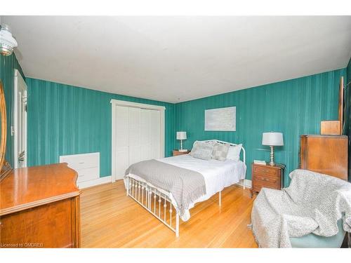 39 Court Street N, Milton, ON - Indoor Photo Showing Bedroom