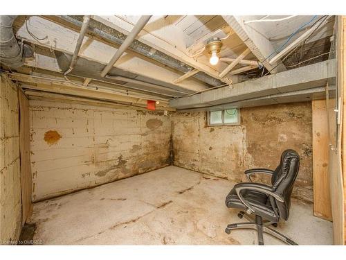 39 Court Street N, Milton, ON - Indoor Photo Showing Basement