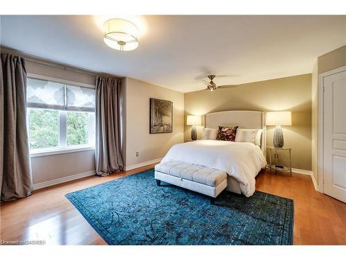 2301 Hertfordshire Way, Oakville, ON - Indoor Photo Showing Bedroom