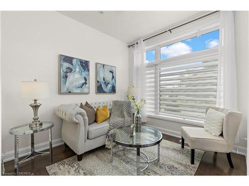 3141 George Savage Avenue, Oakville, ON - Indoor Photo Showing Living Room