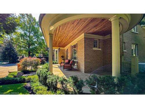 282 Dalewood Drive, Oakville, ON - Outdoor