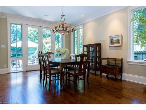 282 Dalewood Drive, Oakville, ON - Indoor Photo Showing Dining Room