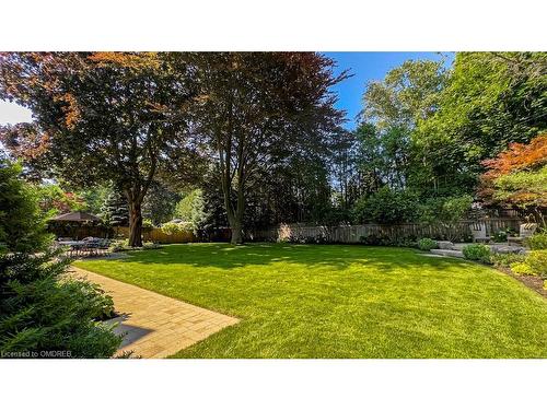 282 Dalewood Drive, Oakville, ON - Outdoor