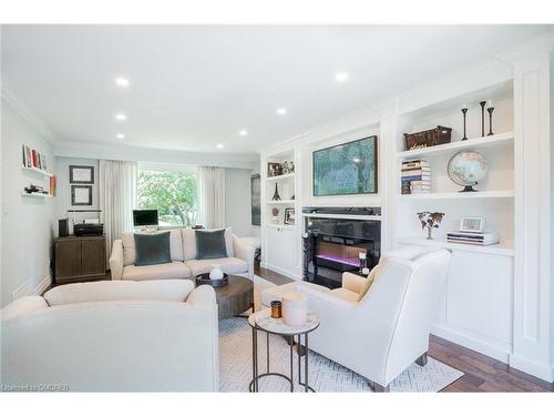 1205 Lambeth Road, Oakville, ON - Indoor Photo Showing Living Room With Fireplace