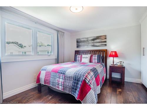 1205 Lambeth Road, Oakville, ON - Indoor Photo Showing Bedroom