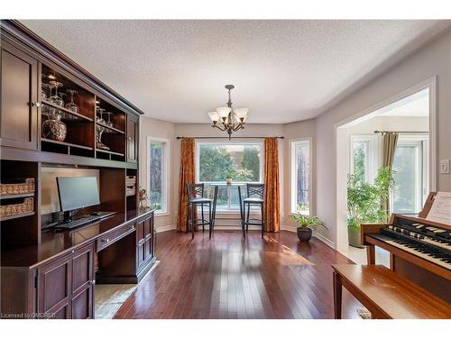 2265 Brays Lane, Oakville, ON - Indoor