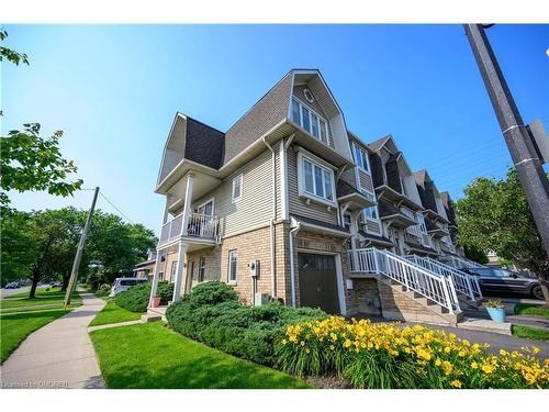 42-337 Beach Boulevard, Hamilton, ON - Outdoor With Balcony With Facade