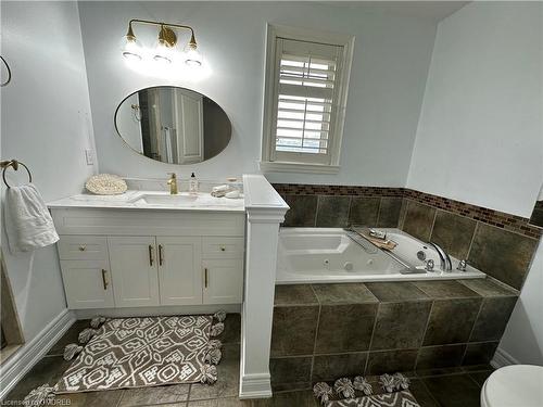 42-337 Beach Boulevard, Hamilton, ON - Indoor Photo Showing Bathroom