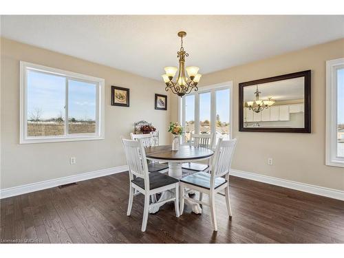 423 Irwin Street, Midland, ON - Indoor Photo Showing Dining Room