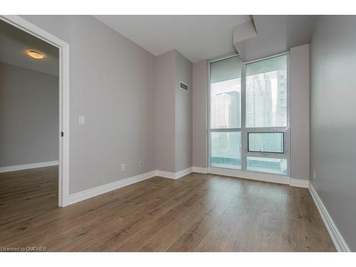 2903-16 Yonge Street, Toronto, ON - Indoor Photo Showing Other Room