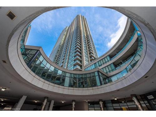 2903-16 Yonge Street, Toronto, ON - Outdoor