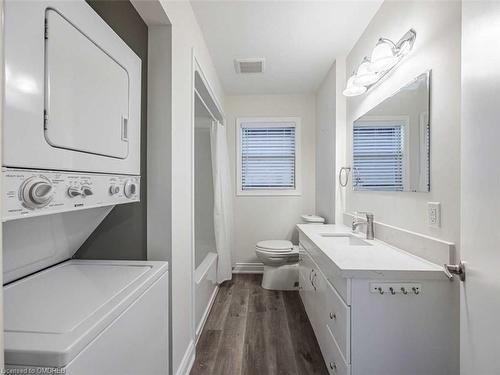 1063 Bedford Avenue, Burlington, ON - Indoor Photo Showing Laundry Room