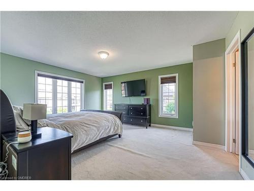 195 Vinton Road, Ancaster, ON - Indoor Photo Showing Bedroom