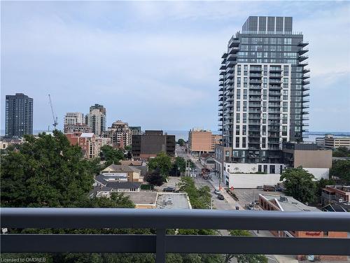 807-2025 Maria Street, Burlington, ON - Outdoor With Facade