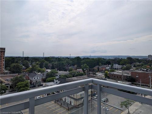 807-2025 Maria Street, Burlington, ON - Outdoor With View