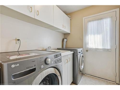 1008 Glenbrook Avenue, Oakville, ON - Indoor Photo Showing Laundry Room