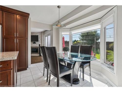 1008 Glenbrook Avenue, Oakville, ON - Indoor Photo Showing Dining Room