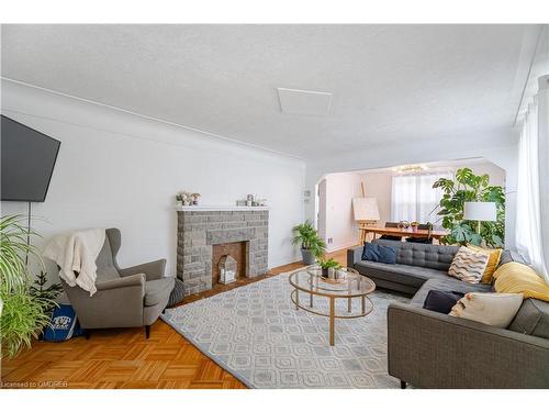 2149 Caroline Street, Burlington, ON - Indoor Photo Showing Living Room With Fireplace