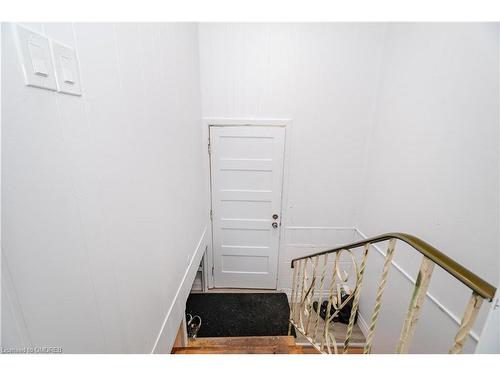 2149 Caroline Street, Burlington, ON - Indoor Photo Showing Other Room