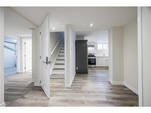 Basement-1063 Bedford Avenue, Burlington, ON - Indoor Photo Showing Other Room