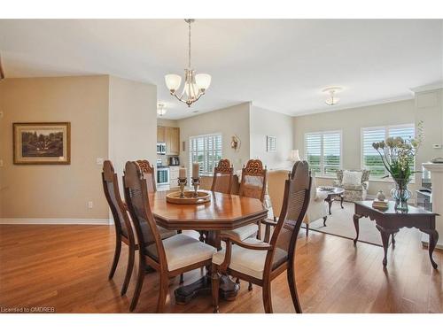 509-1499 Nottinghill Gate, Oakville, ON - Indoor Photo Showing Dining Room