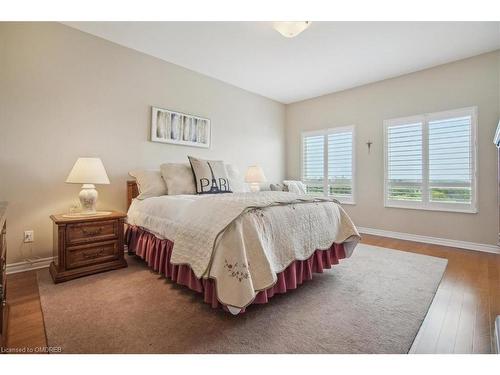 509-1499 Nottinghill Gate, Oakville, ON - Indoor Photo Showing Bedroom