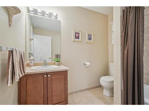 509-1499 Nottinghill Gate, Oakville, ON - Indoor Photo Showing Bathroom