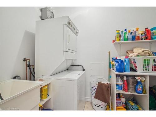 509-1499 Nottinghill Gate, Oakville, ON - Indoor Photo Showing Laundry Room