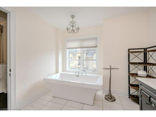 263 Hanover Street, Oakville, ON - Indoor Photo Showing Bathroom