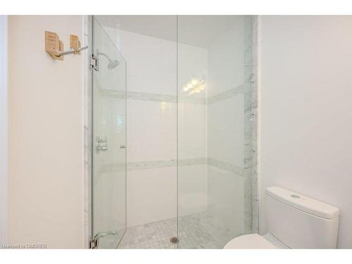 263 Hanover Street, Oakville, ON - Indoor Photo Showing Bathroom