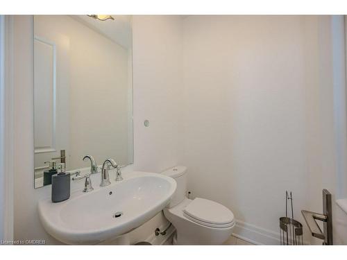 263 Hanover Street, Oakville, ON - Indoor Photo Showing Bathroom