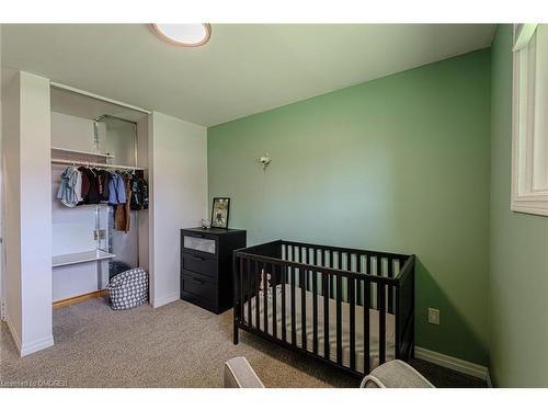 232 Pleasant Ridge Road, Brantford, ON - Indoor Photo Showing Bedroom