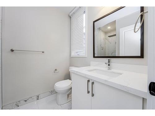 292 Squire Crescent, Oakville, ON - Indoor Photo Showing Bathroom