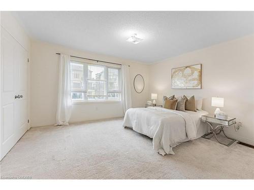 5-10 Depew Lane, Bowmanville, ON - Indoor Photo Showing Bedroom