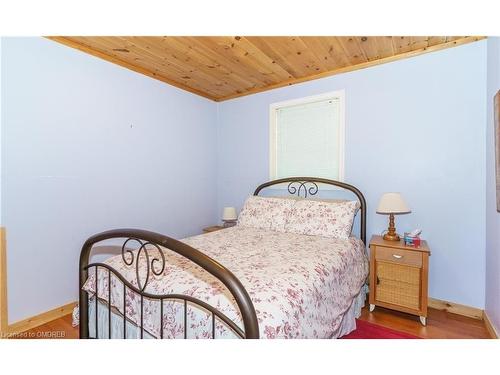 684A South Shore Road, South River, ON - Indoor Photo Showing Bedroom