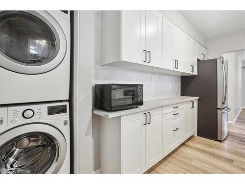 14 Fisher Crescent, Hamilton, ON - Indoor Photo Showing Laundry Room