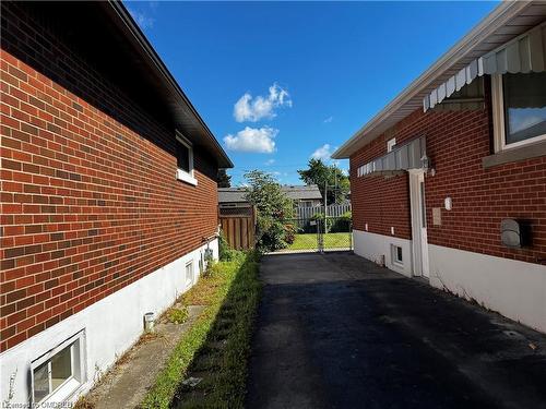 14 Fisher Crescent, Hamilton, ON - Outdoor With Exterior