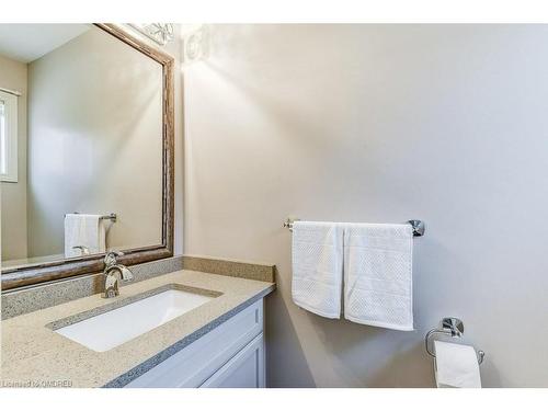 322 Leacock Avenue, Oakville, ON - Indoor Photo Showing Bathroom