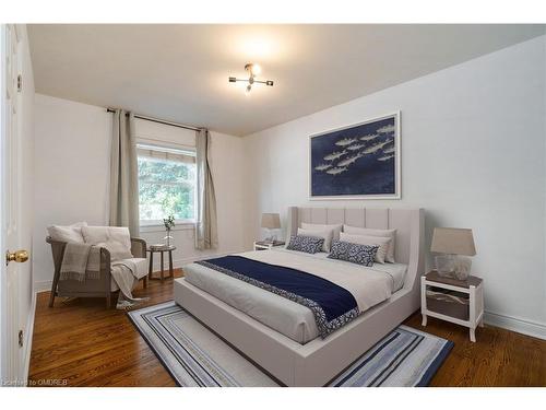 505 Patricia Drive, Oakville, ON - Indoor Photo Showing Bedroom