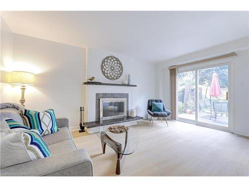 1095 Queens Avenue, Oakville, ON - Indoor Photo Showing Living Room With Fireplace