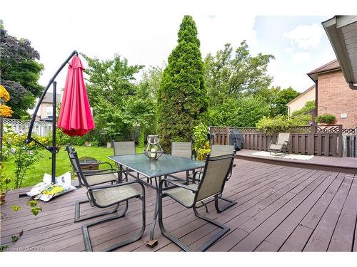 1095 Queens Avenue, Oakville, ON - Outdoor With Deck Patio Veranda With Exterior