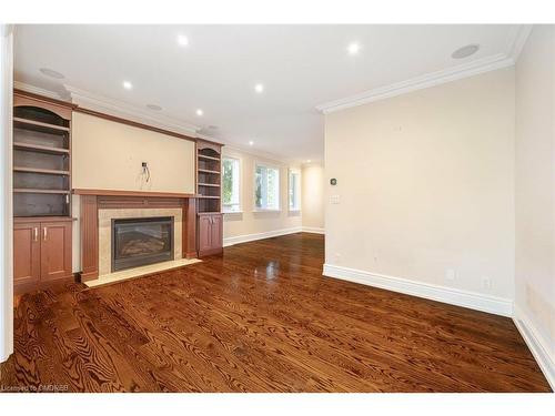 1647 Trotwood Avenue, Mississauga, ON - Indoor With Fireplace