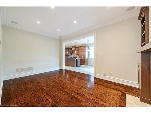 1647 Trotwood Avenue, Mississauga, ON - Indoor Photo Showing Other Room