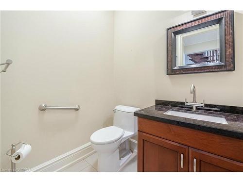 1647 Trotwood Avenue, Mississauga, ON - Indoor Photo Showing Bathroom