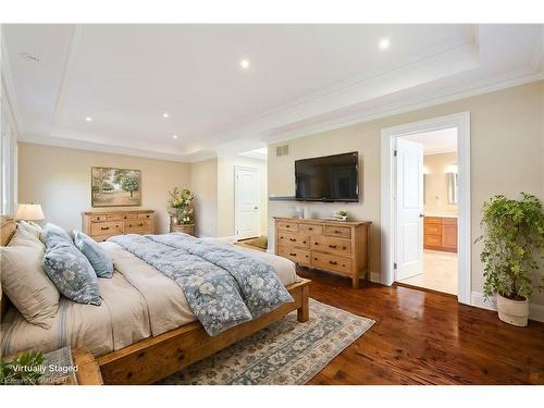 1647 Trotwood Avenue, Mississauga, ON - Indoor Photo Showing Bedroom